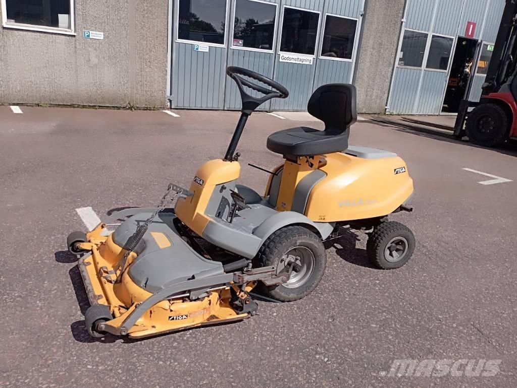 Stiga villa 12 HSD 騎乘式割草機