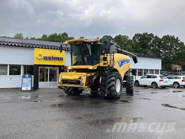 New Holland CX 8080 聯合收穫機