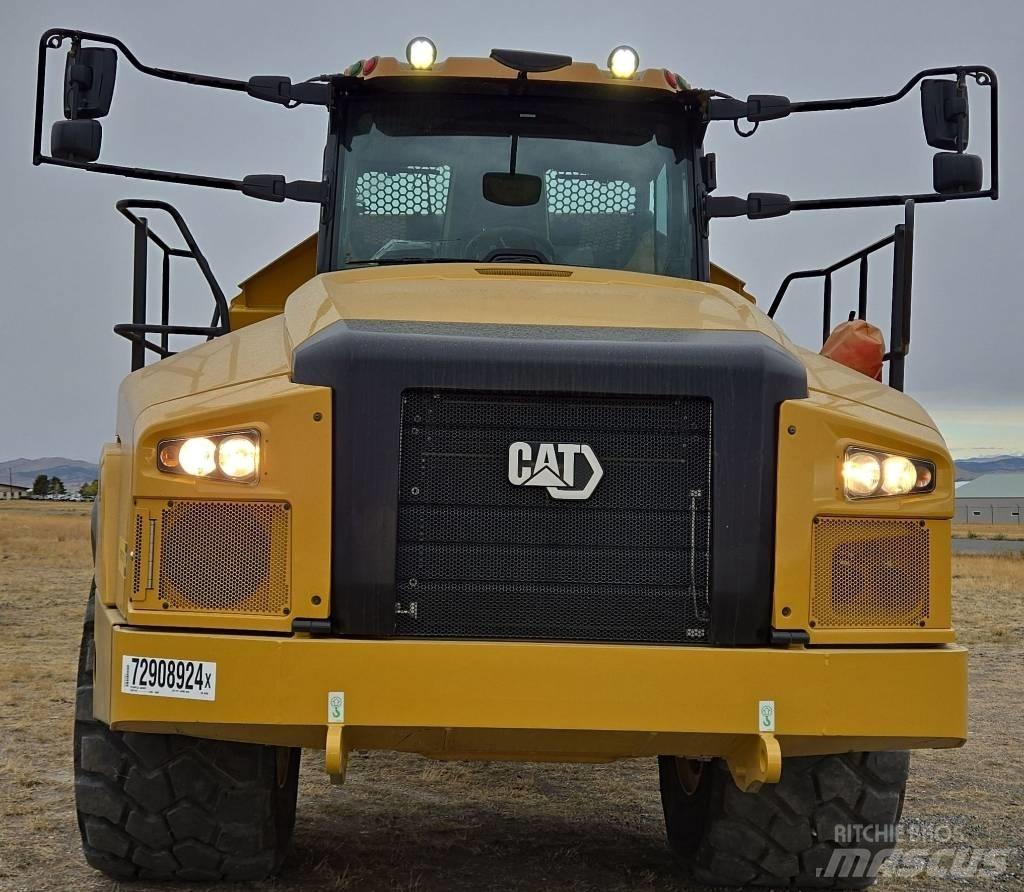 CAT 745 鉸接式起吊車