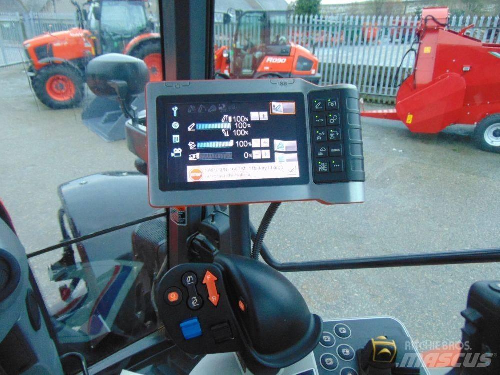 Kubota M 7151 曳引機
