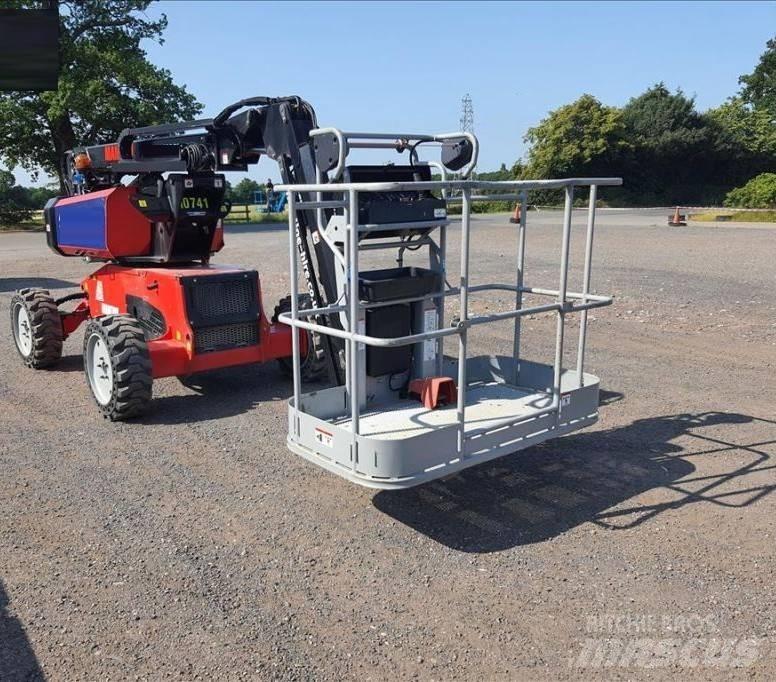 Manitou ManGo 12 曲臂高空作業車