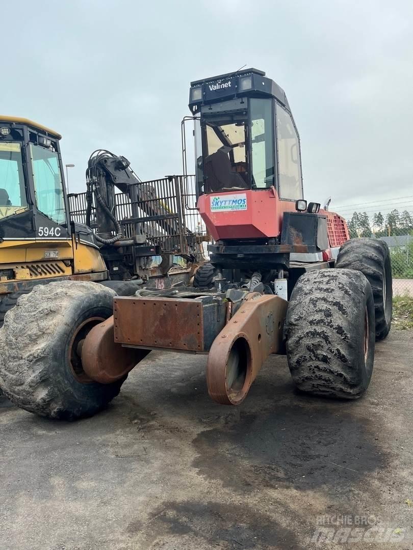 Valmet 921 收穫機