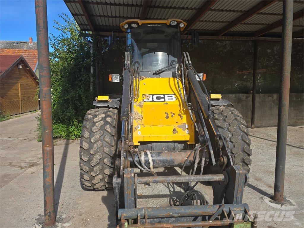 JCB 416 HT 輪胎式裝載機