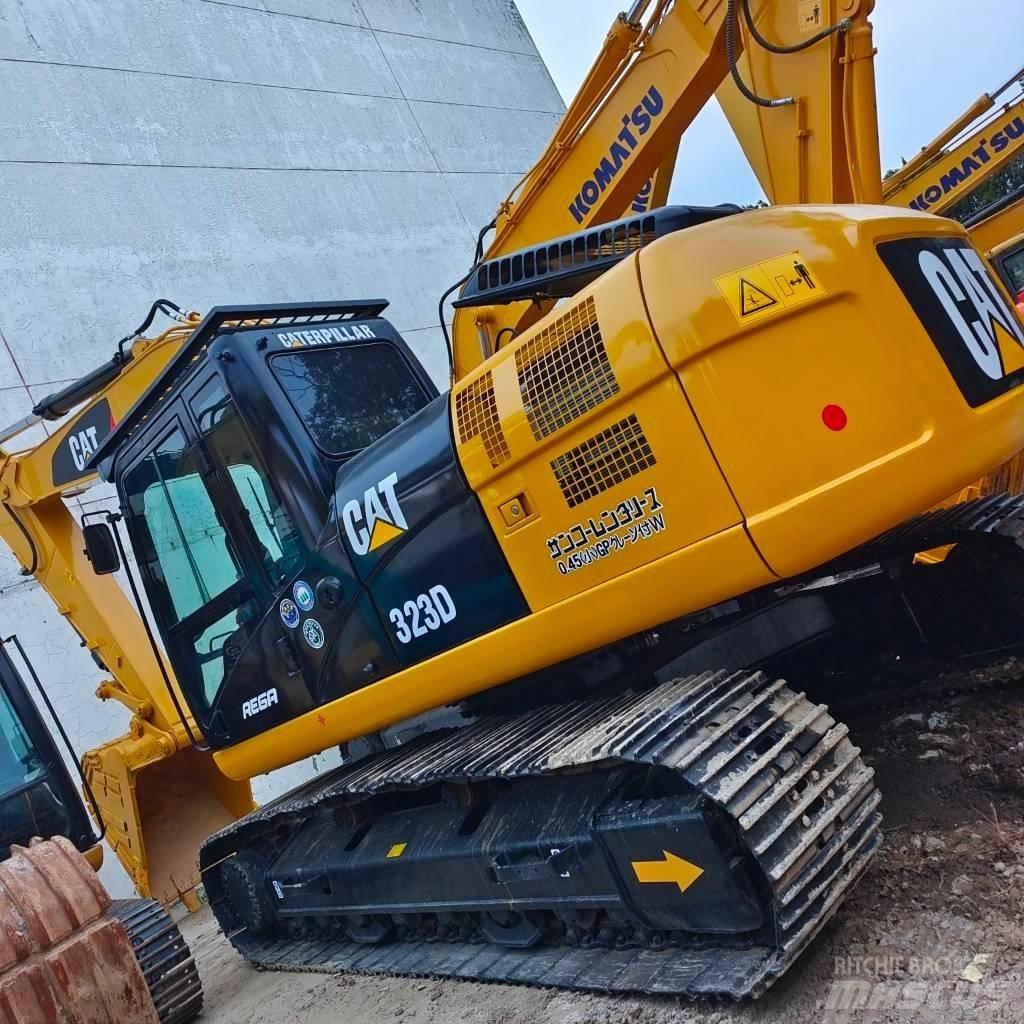 CAT 323 D 履帶式 挖土機/掘鑿機/挖掘機