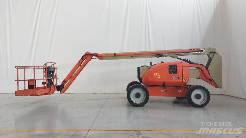 JLG 600 AJ 曲臂高空作業車