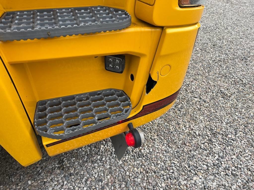 Scania S 580 V8 曳引機組件