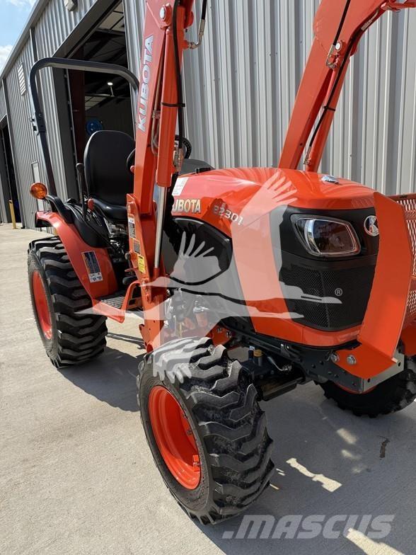 Kubota B2301 曳引機