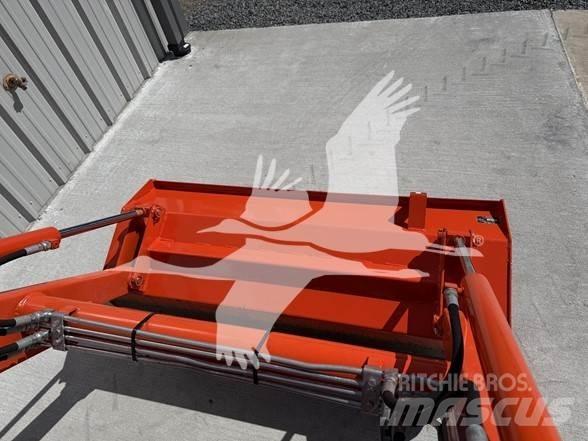 Kubota B7800 曳引機