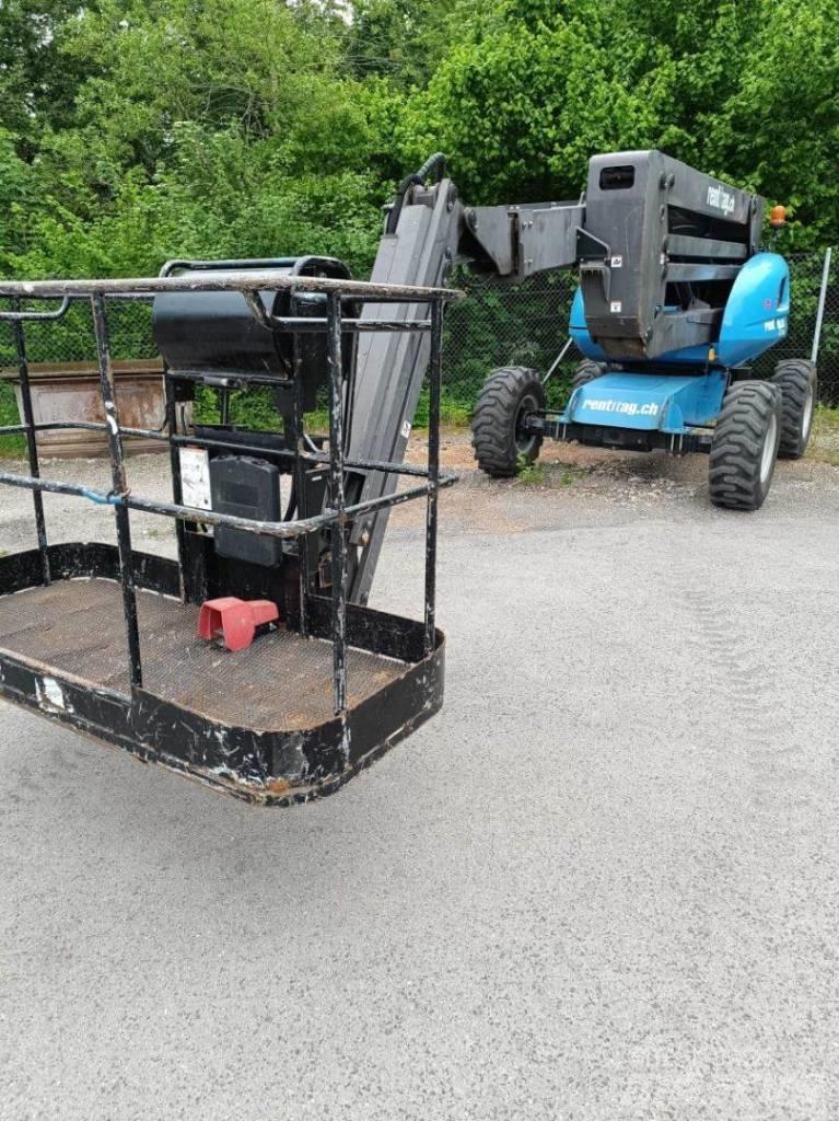 Manitou 180 ATJ 曲臂高空作業車