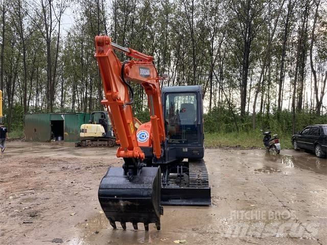Doosan DH 60-7 小型挖土機/掘鑿機<7t(小型挖掘機)