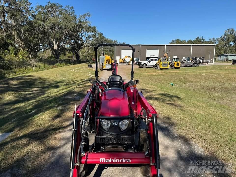 Mahindra 2545 曳引機