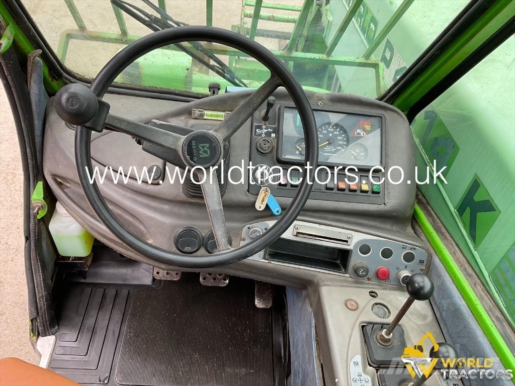 Merlo P 40.14 K 伸縮臂操作車
