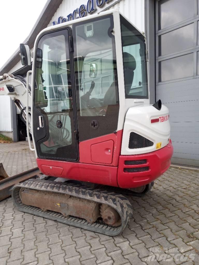 Takeuchi TB 230 小型挖土機/掘鑿機<7t(小型挖掘機)