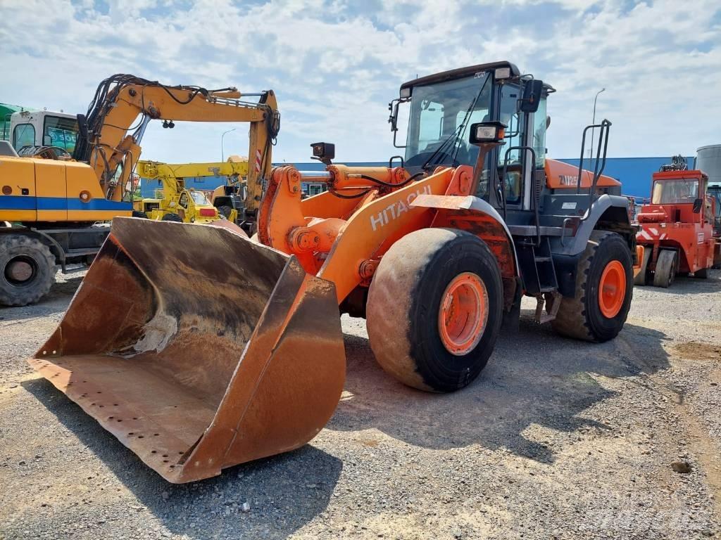 Hitachi ZW250 輪胎式裝載機