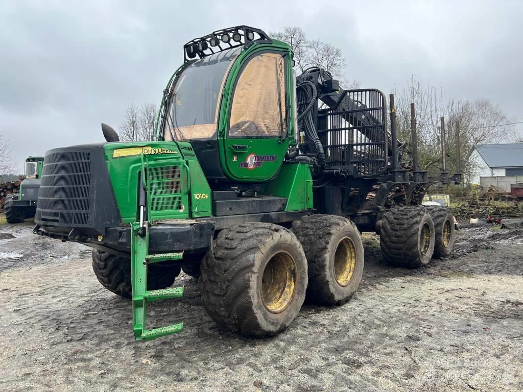 John Deere 1010 E 集運機