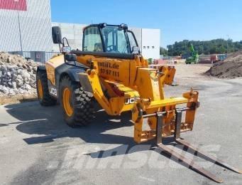 JCB 540-140 伸縮臂操作車