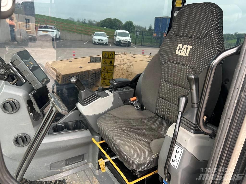 CAT 306 小型挖土機/掘鑿機<7t(小型挖掘機)