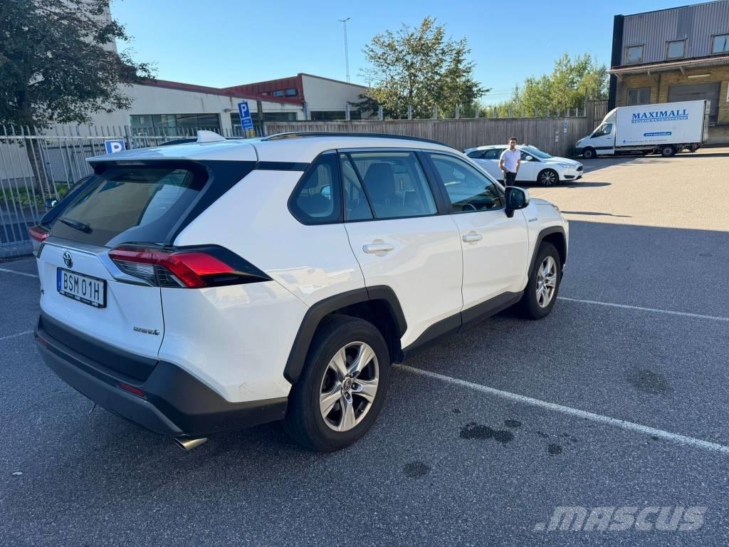 Toyota RAV-4 汽車