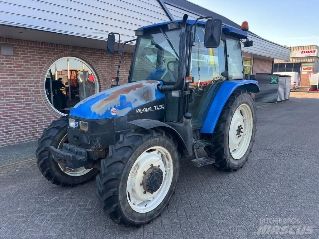 New Holland TL 90 曳引機