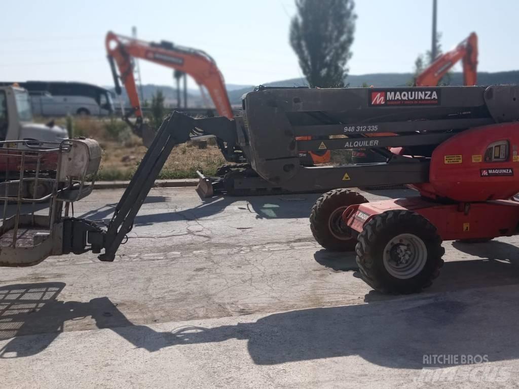 Manitou 160 ATJ 曲臂高空作業車
