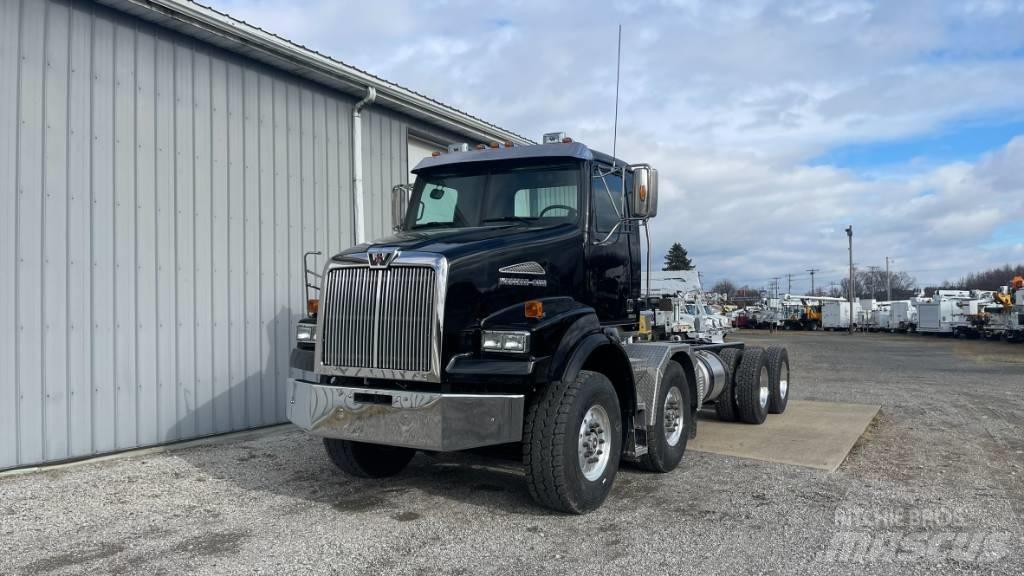 Western Star 4800TS 商用底盤車