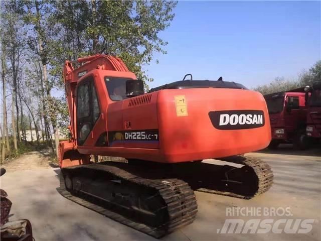 Doosan DH 225 LC-7 履帶式 挖土機/掘鑿機/挖掘機