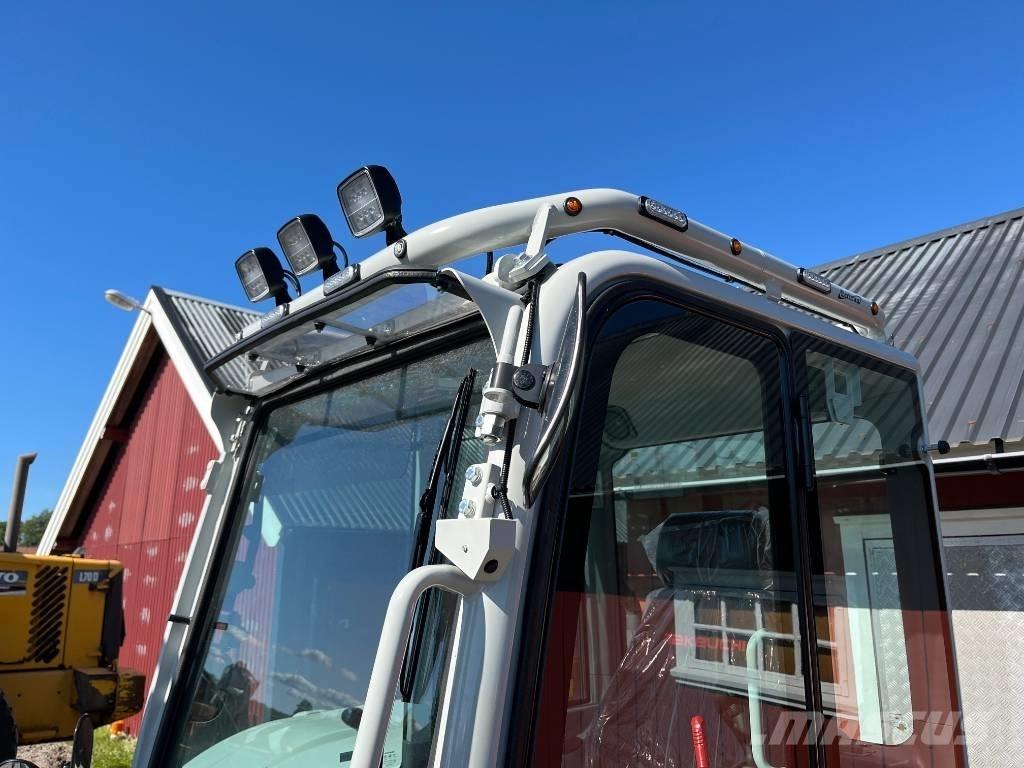 Takeuchi TB 370 中型挖土機/掘鑿機/挖掘機 7t-12t