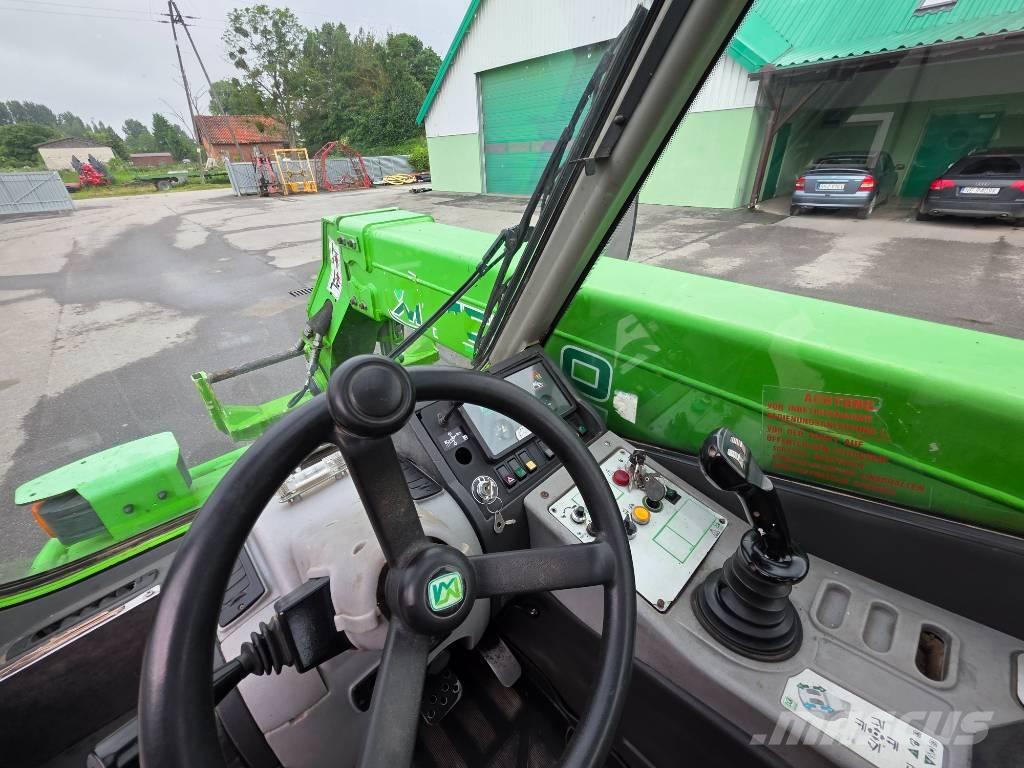 Merlo P 34.7 農業用伸縮臂裝載機