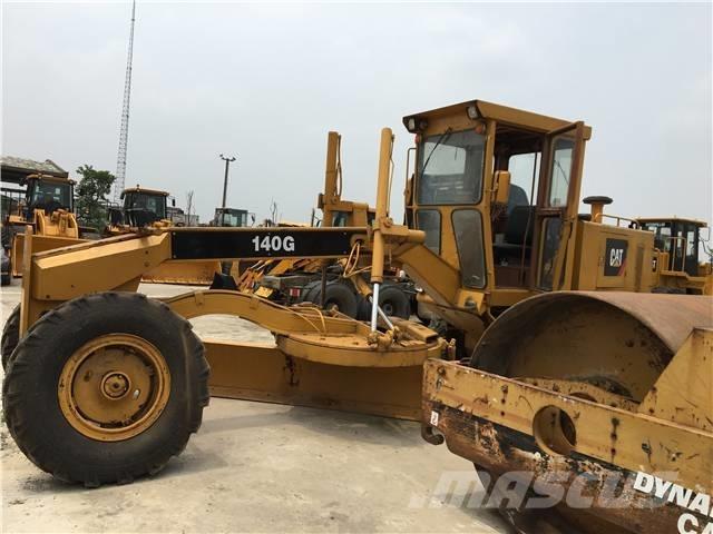 CAT 140G 平土機