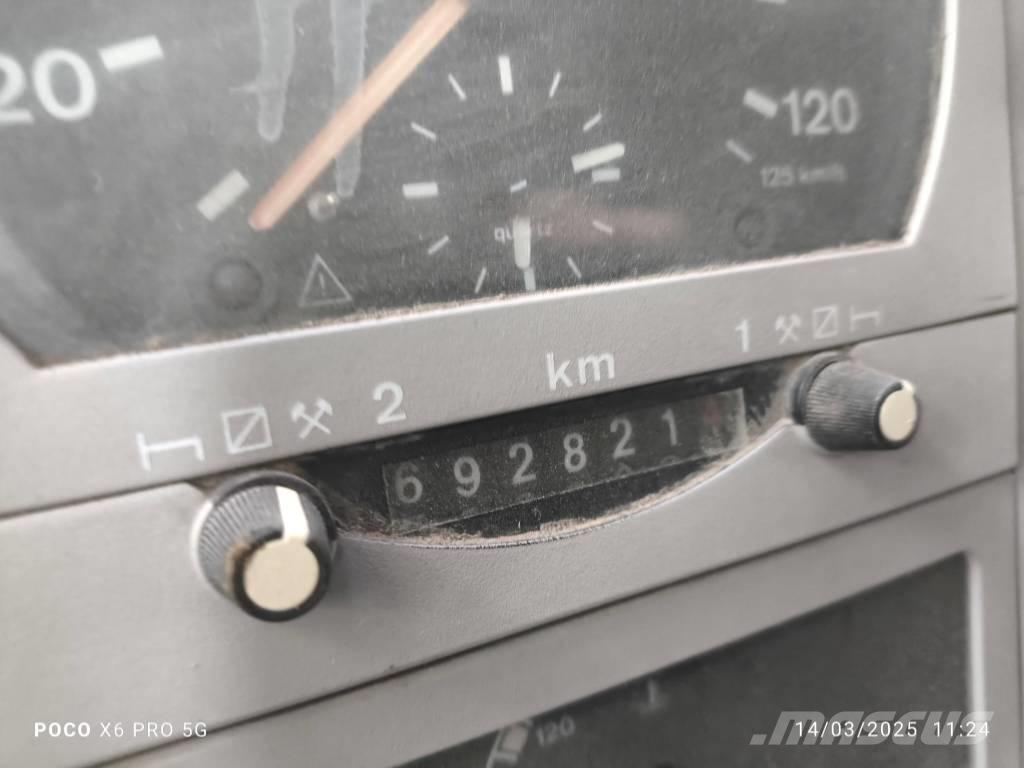 MAN 26.464 貨櫃框架卡車