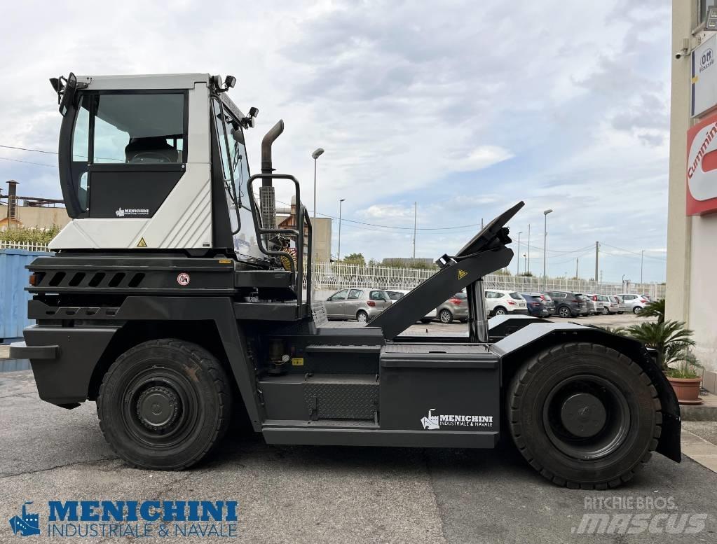 Terberg RT 382 終端式曳引機
