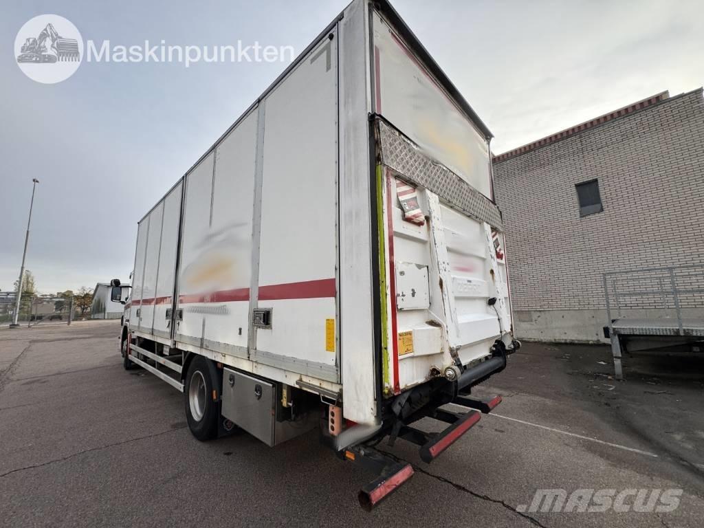 Scania P 320 貨箱式卡車