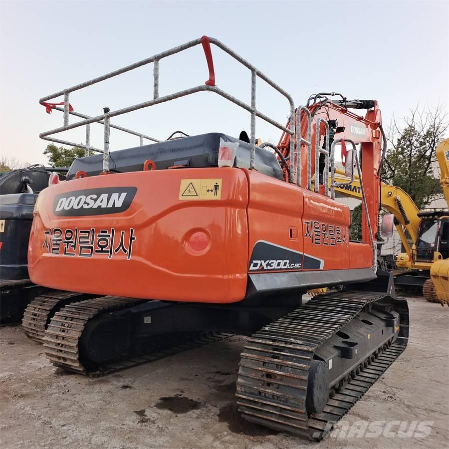 Doosan DX 300 LC 履帶式 挖土機/掘鑿機/挖掘機