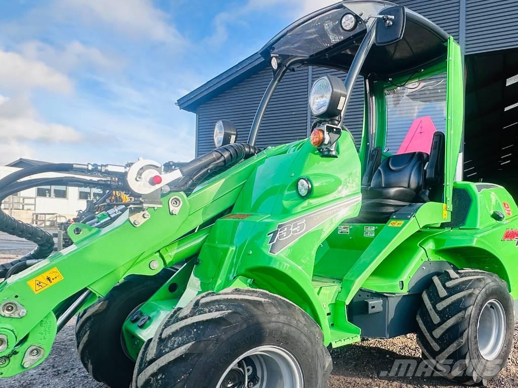 Avant 735 多功能裝載機