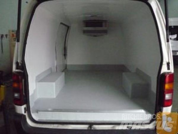 Toyota HIACE RZH113R 廂式貨物運輸車