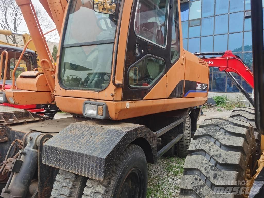Doosan DH 210 W-7 旋轉式挖土機/掘鑿機/挖掘機