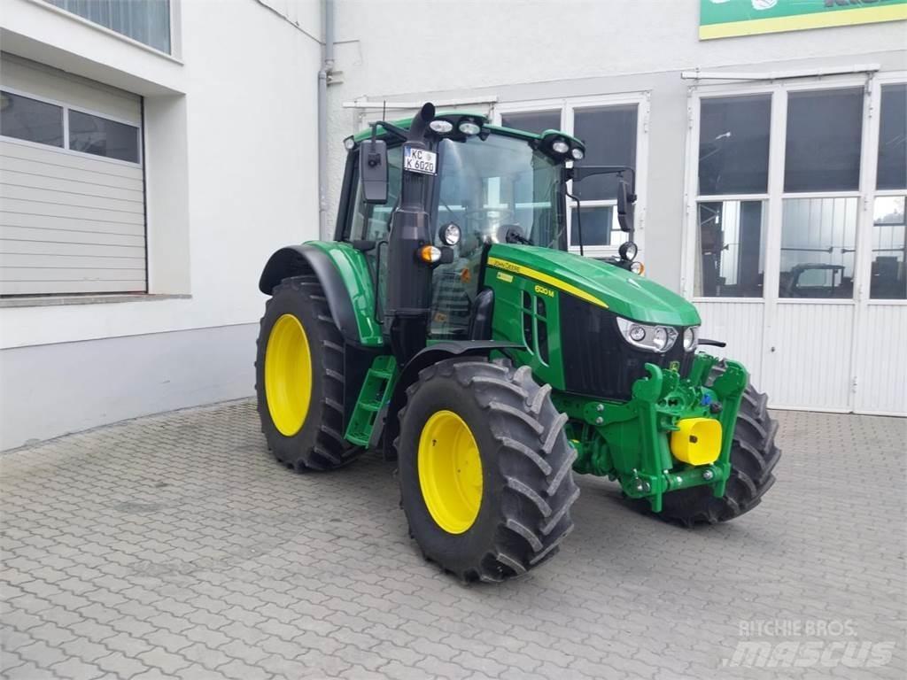 John Deere 6120M 曳引機