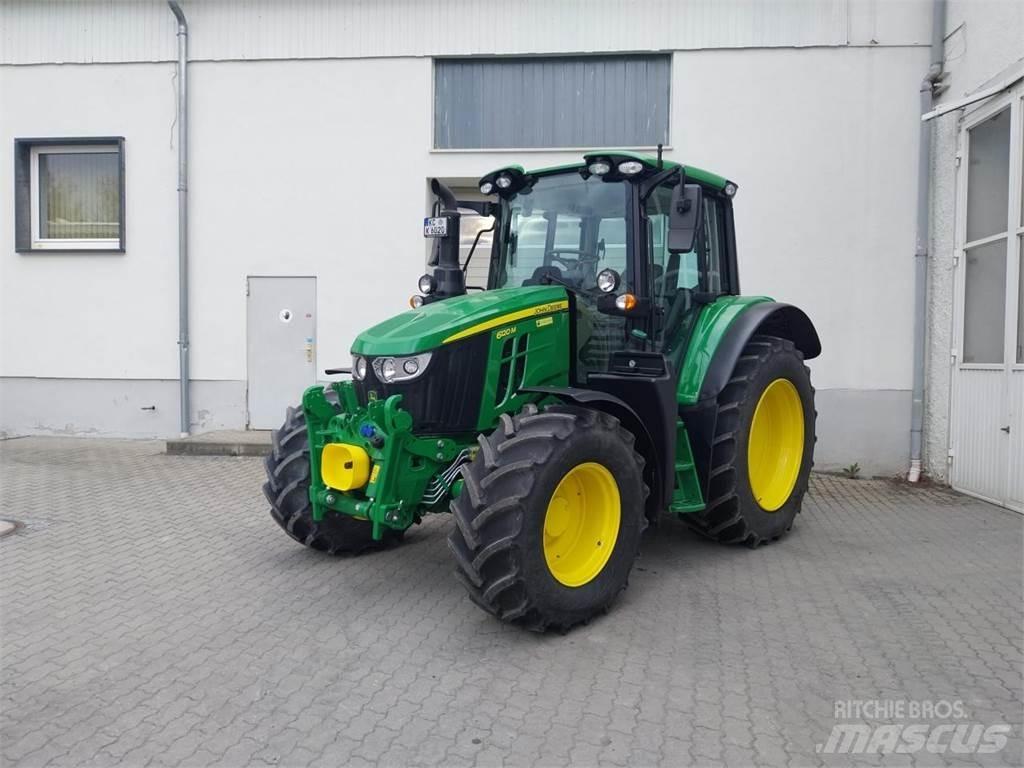 John Deere 6120M 曳引機