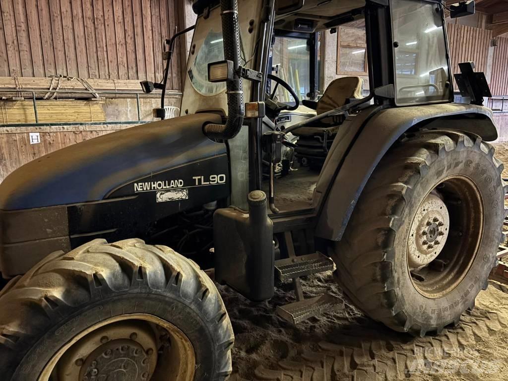 New Holland TL 90 曳引機
