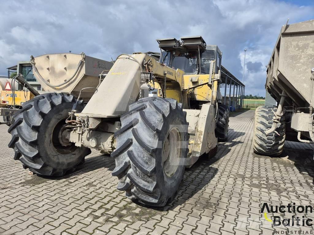 Bomag MPH 122 平土機