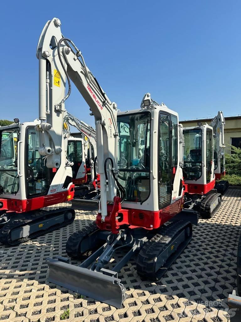 Takeuchi TB 225 V0 小型挖土機/掘鑿機<7t(小型挖掘機)