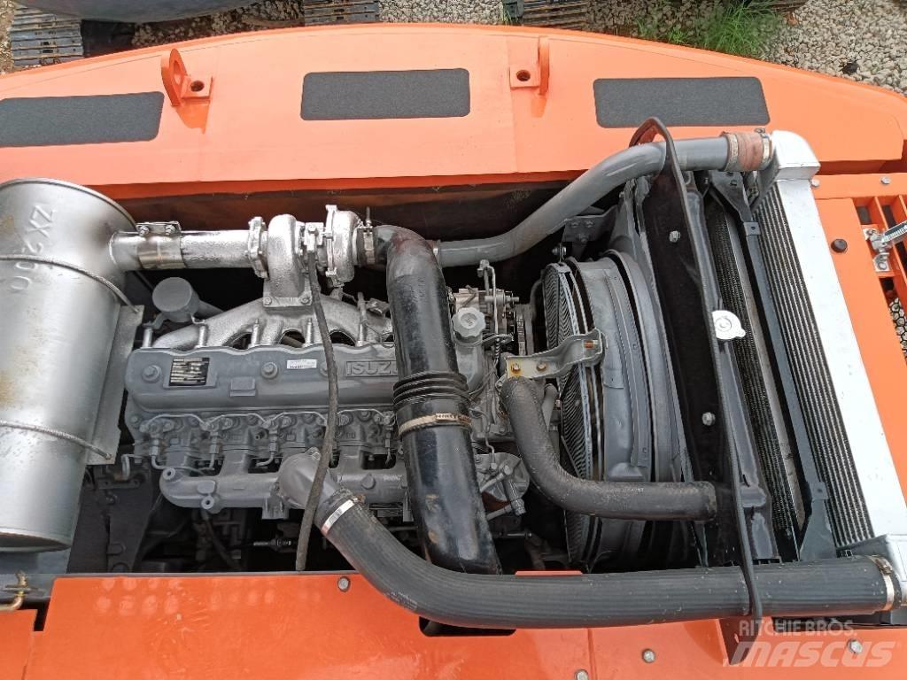 Hitachi ZX 200 履帶式 挖土機/掘鑿機/挖掘機