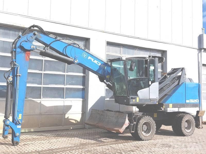 Fuchs MHL 320 F 廢棄物/工業用操作車