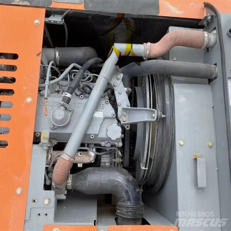 Hitachi ZX 210 履帶式 挖土機/掘鑿機/挖掘機