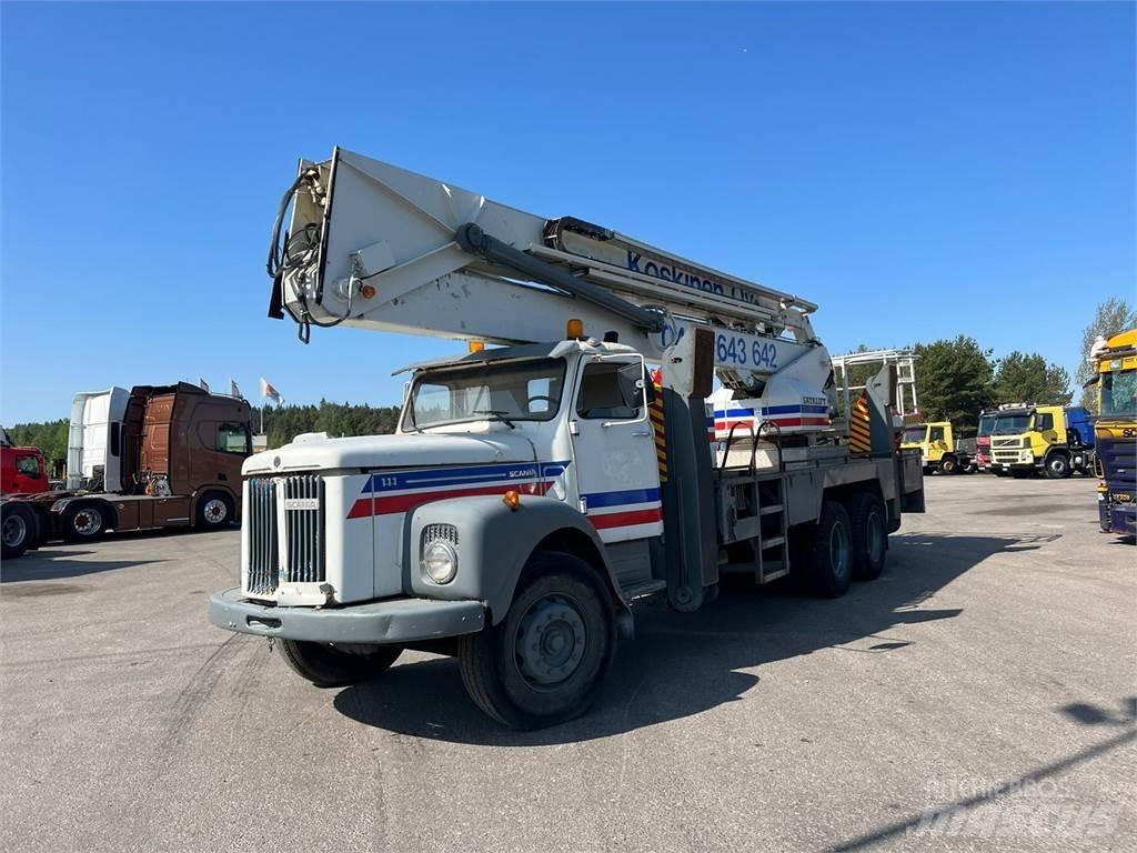 Scania 111 6X2 起重機卡車