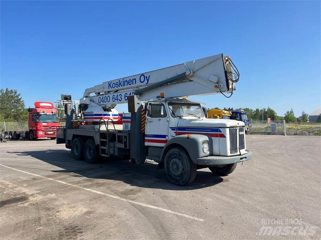 Scania 111 6X2 起重機卡車