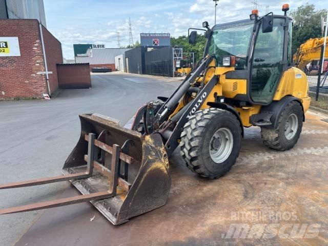 Volvo L 20 B 輪胎式裝載機