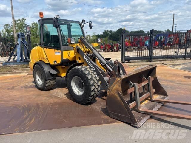 Volvo L 20 B 輪胎式裝載機