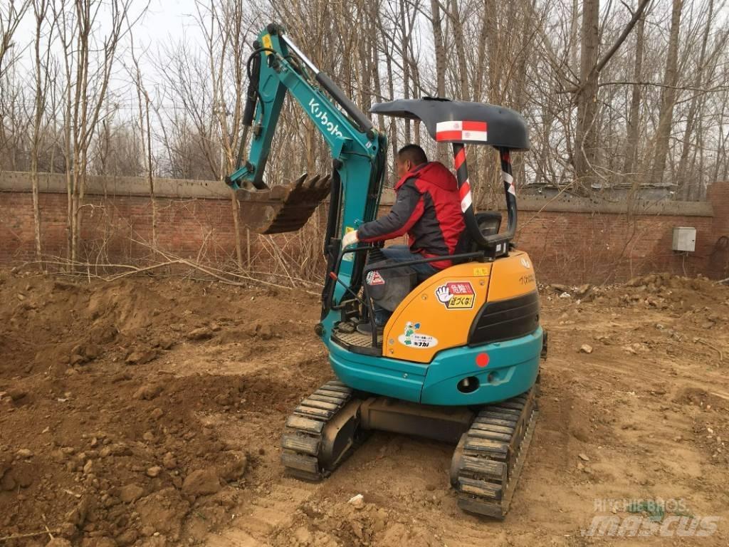 Kubota U 20 小型挖土機/掘鑿機<7t(小型挖掘機)