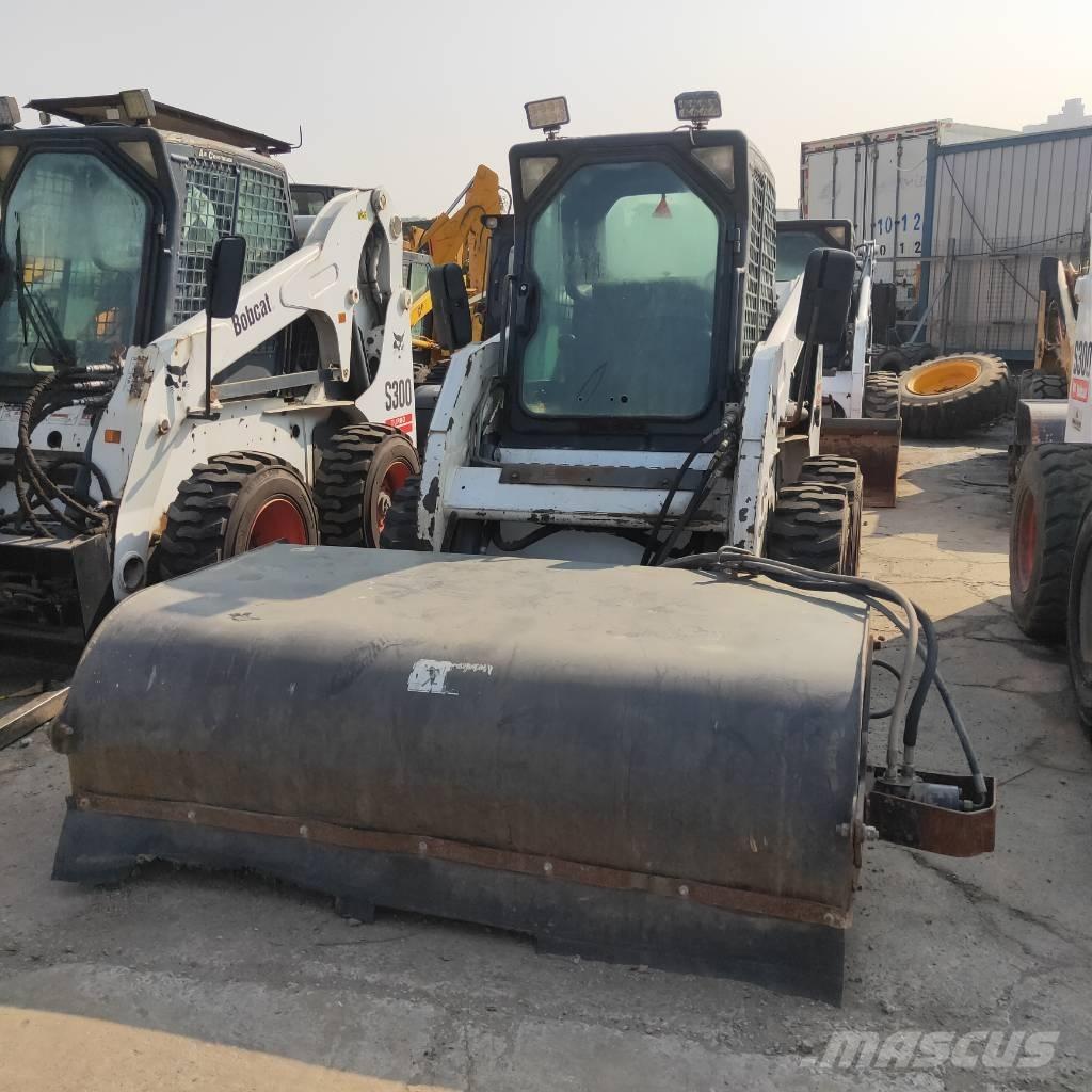 Bobcat S160 滑移轉向裝載機